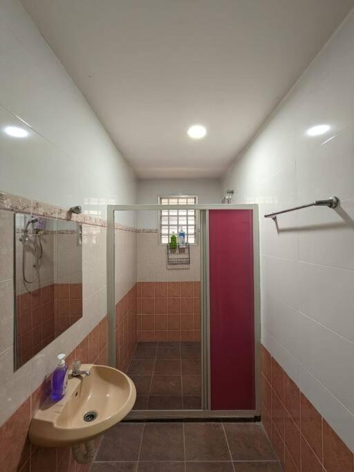 Rumah percutian Cozy Spacious Bangalow Taman Rasah 2085 Seremban