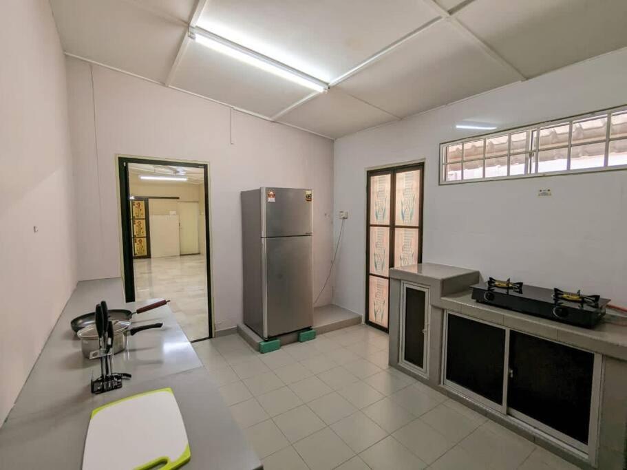 Cozy Spacious Bangalow Taman Rasah 2085 * Seremban